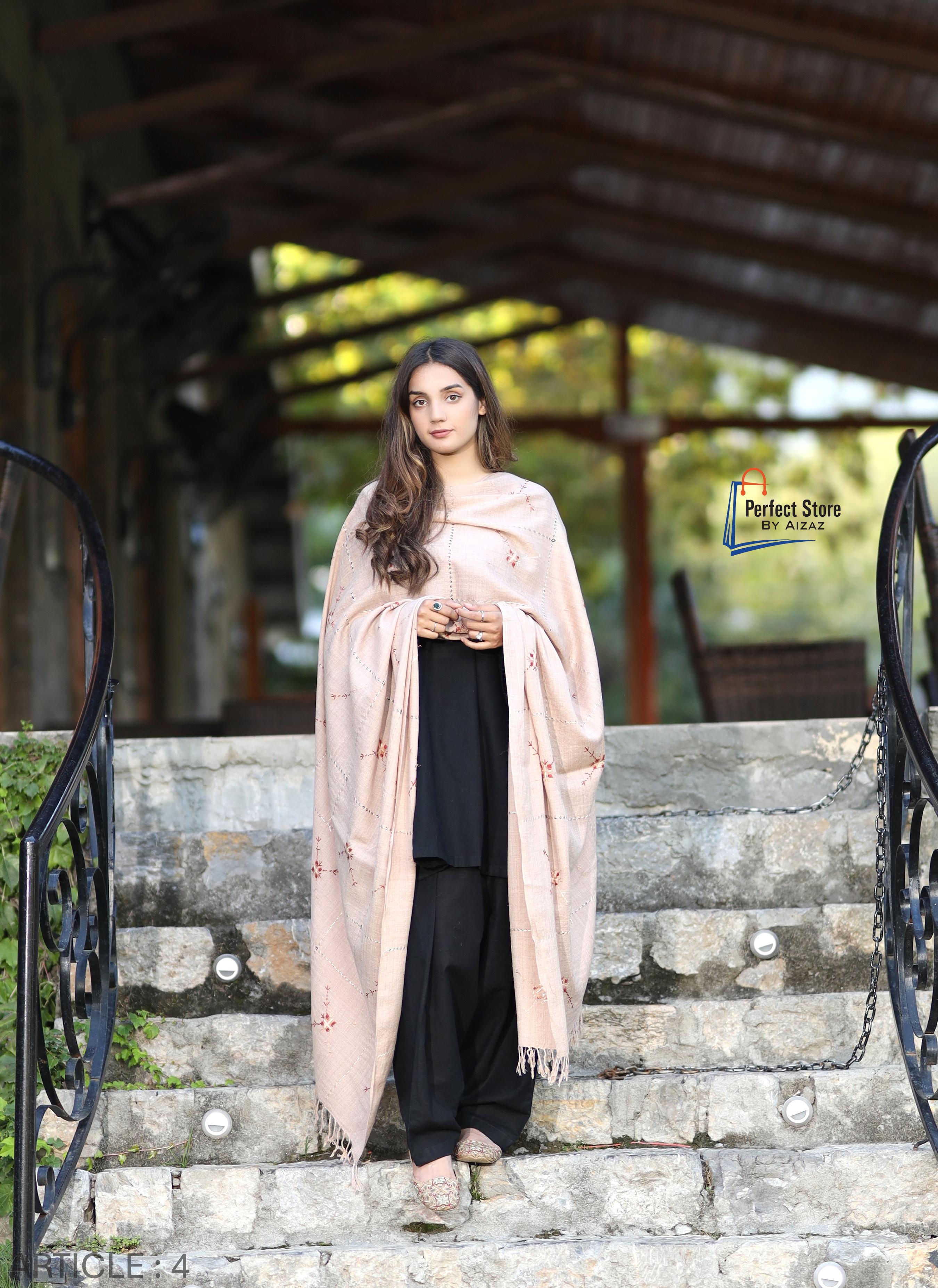 Luxury Tabrezi Jamawar handmade wool shawl > 04