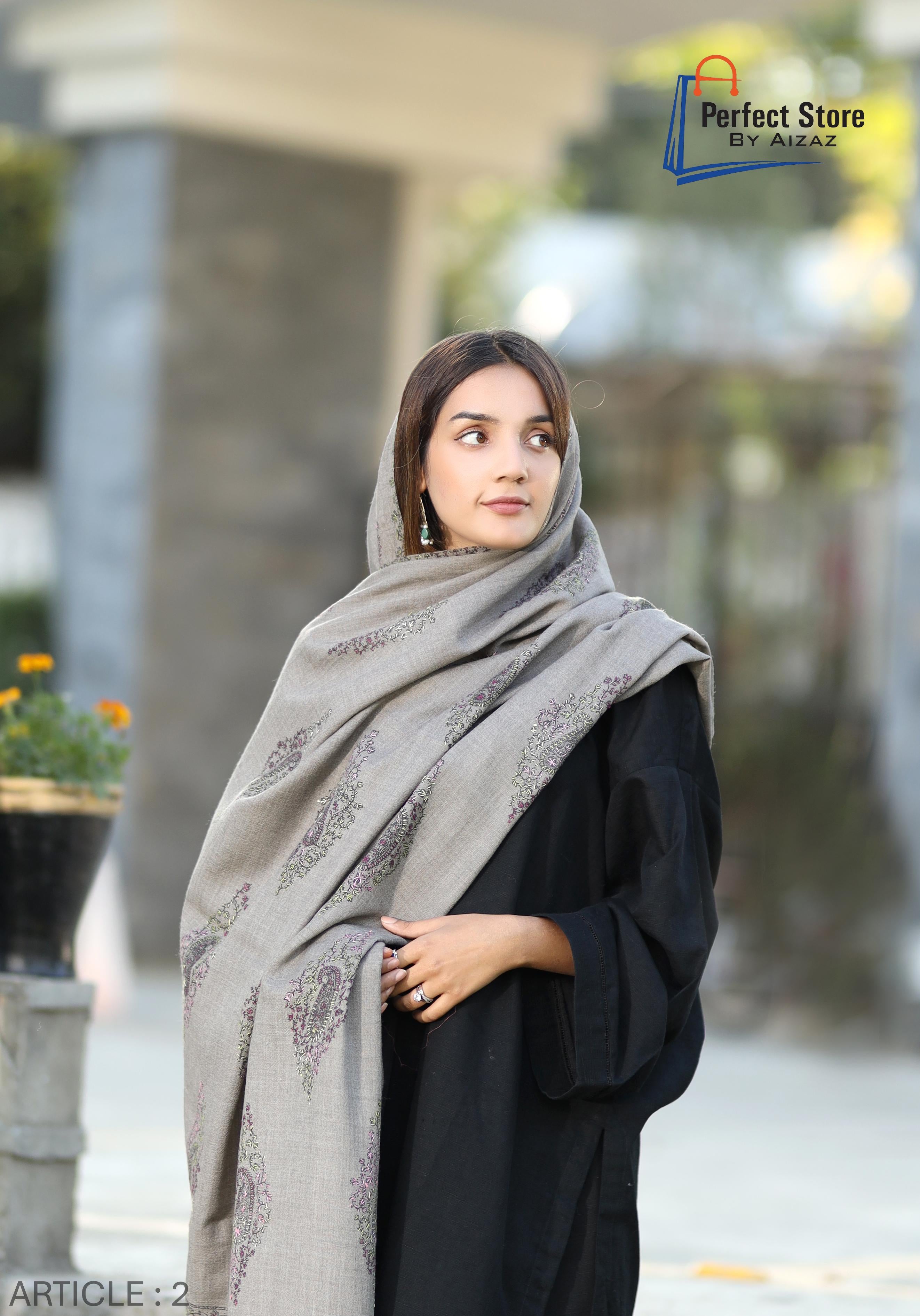 Luxury Tabrezi Jamawar handmade wool shawl > 02